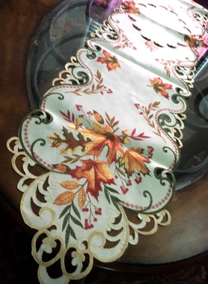 Fall Table Runner Maple Leaves Berries Thanksgiving Autumn Harvest Decor 68"x13" - Image 4 of 4