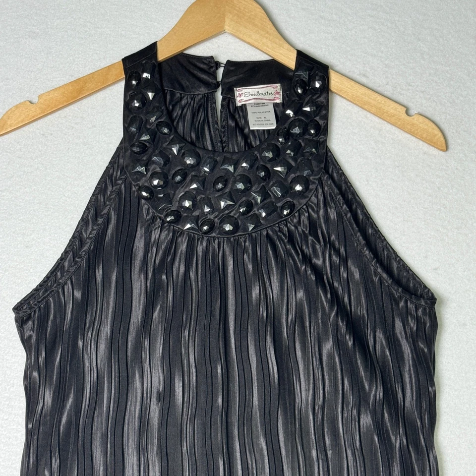 Womens Black Embellished Halter Tank Top Size XL Textured Pleated Holiday Party - Image 2 of 4