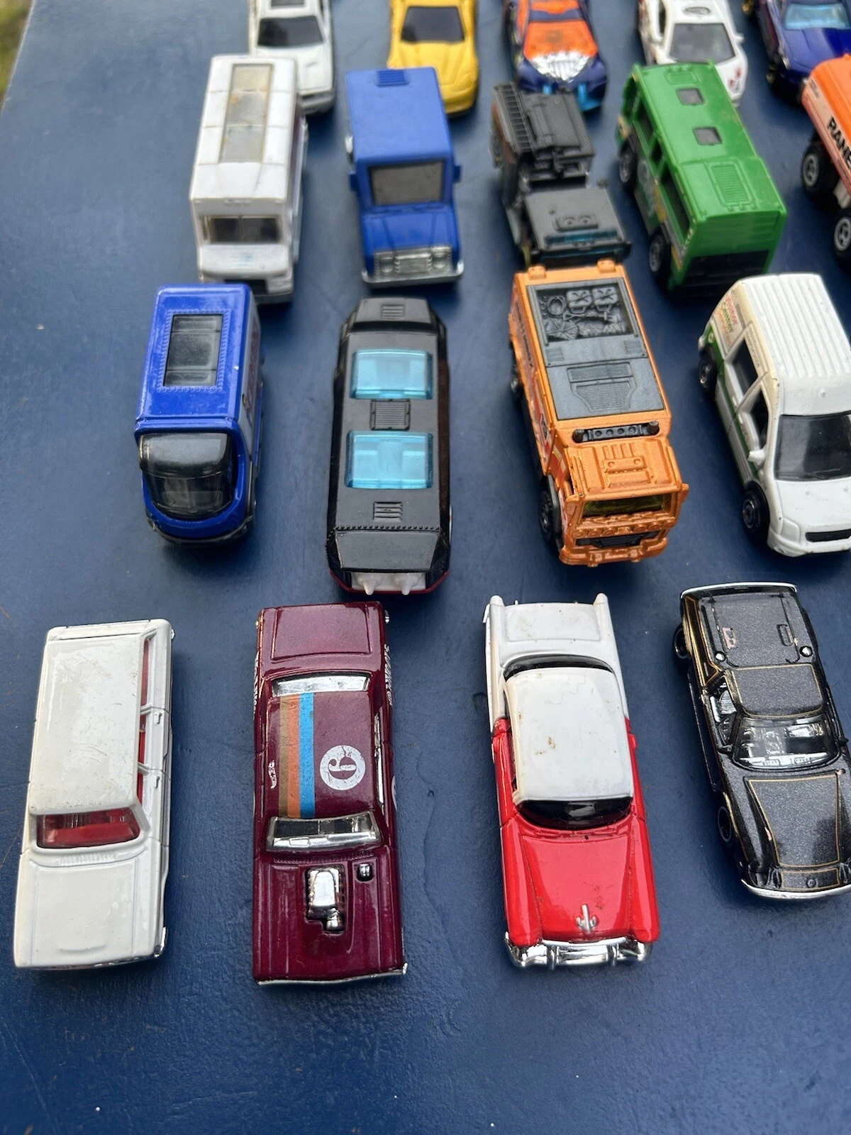  lote de 27 metal fundido 1/64 caixa de fósforos carros usados veículo de brinquedo solto 
