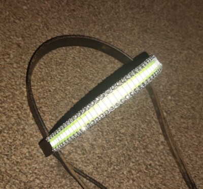 Hi Viz reflektierendes Stirnband mit Glitzer. BEEN SEEN Diamante Effect. PONY COB VOLL