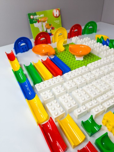 Hubelino Pista di Sfere XXL 132 Pezzi Set, Compatibile Lego Duplo, Imbuto Pista delle Biglie - Foto 3 di 10