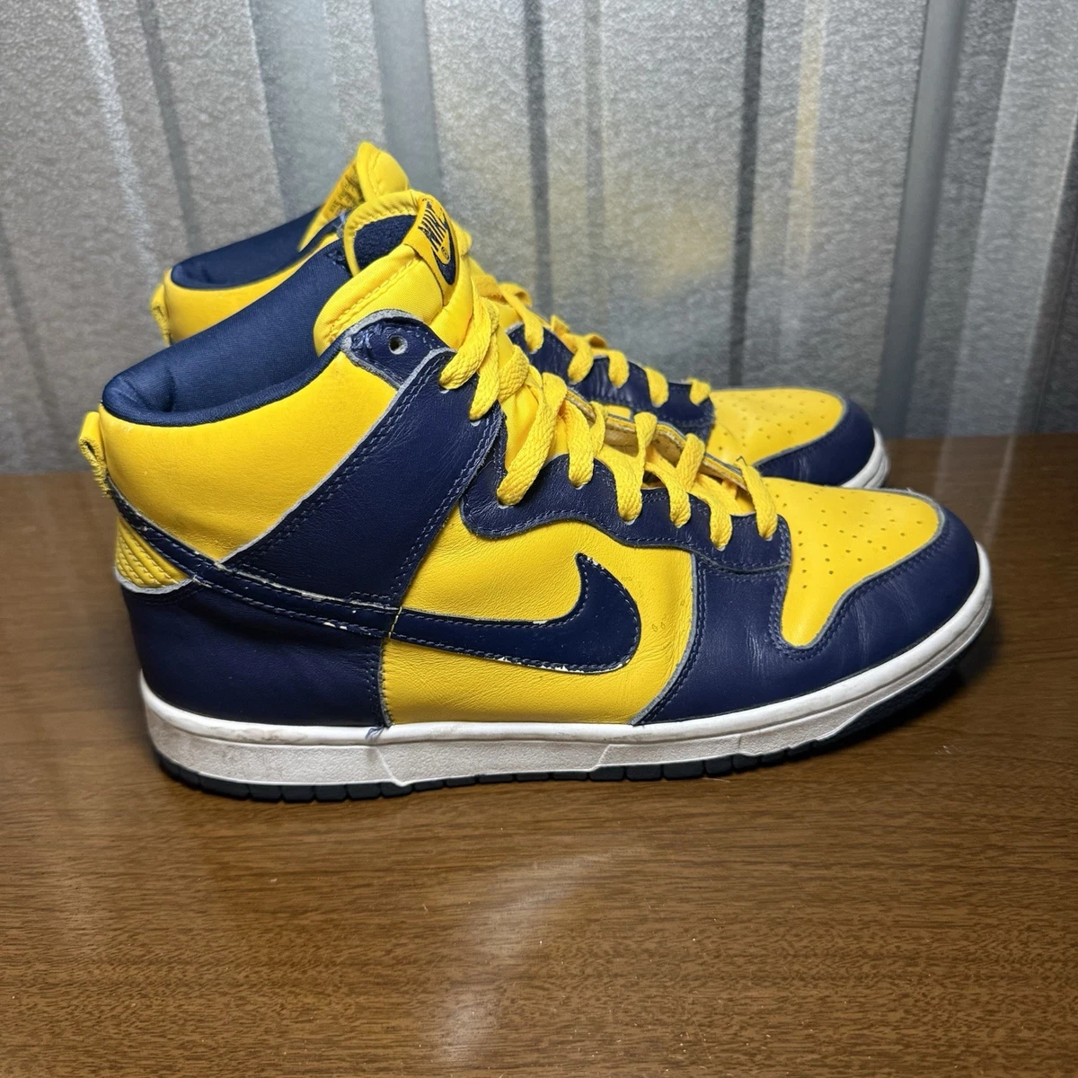 Nike Dunk LE 1998 High Michigan for Sale | Authenticity Guaranteed