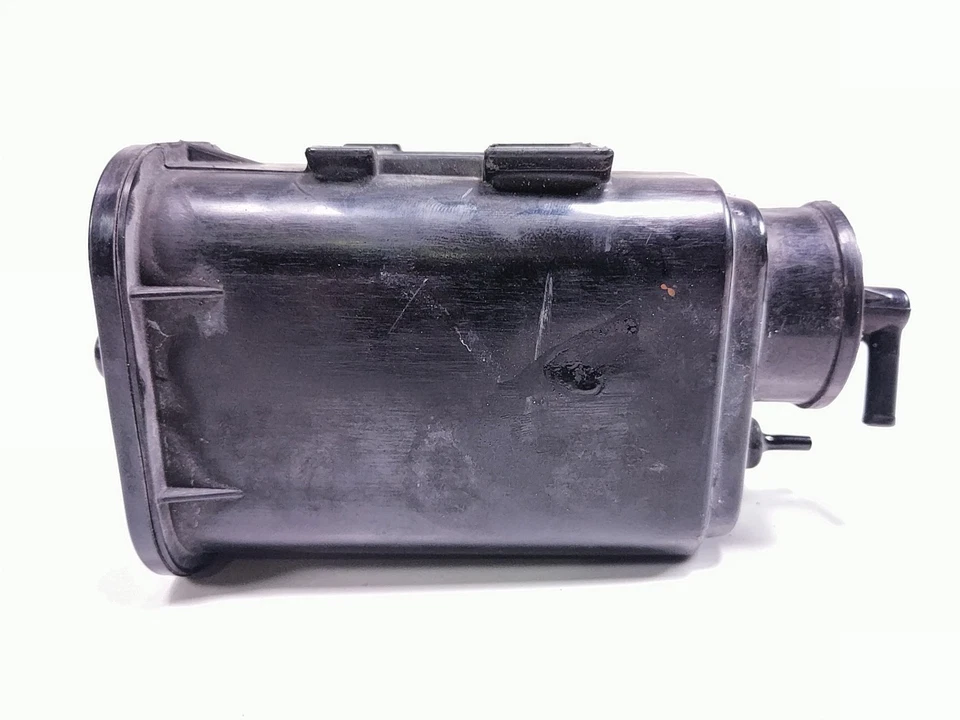 14 Ducati Streetfighter 848 EVAP Emissions Can Canister Vacuum Pump 42610071B - Image 2 of 4