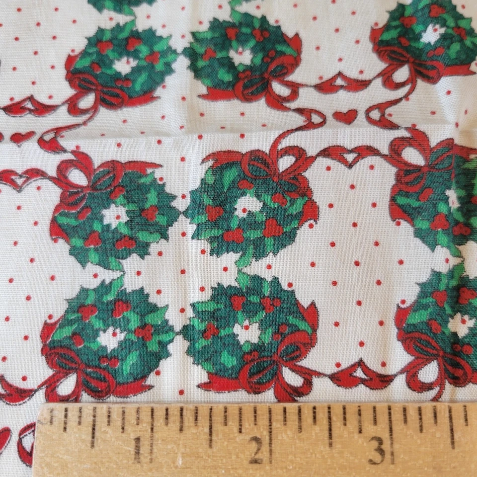 87"x 43" Vintage Christmas Wreath Fabric Red Green Holly Bows Polka Dot Print - Image 3 of 4