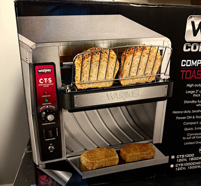 Waring Commercial CTS1000 Conveyor Toaster Horizontal 1 Slot Up to 450 Slices