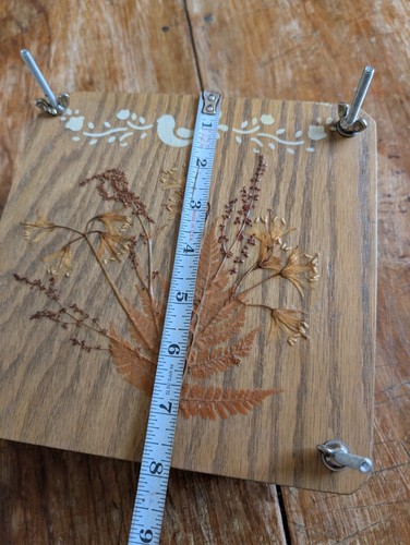 1970s Vintage Plant Floral Wooden Flower Press Decoupage Cardboard Paper Screws - Picture 11 of 12