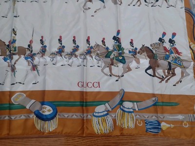 GUCCI スカーフ Vintage Gucci Soldiers On Horses Scarf 33”x33