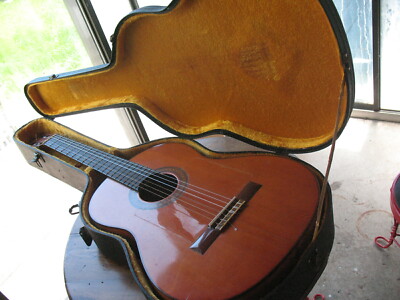 HIROSHI TAMURA C -30 CONCERT CLASSIC GUITAR 1970 w/ ORIGINAL CASE