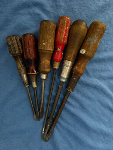 Vintage Lot of Wood-Handled Screwdrivers - Antique Tools - Garage Collectibles - Picture 16 of 23