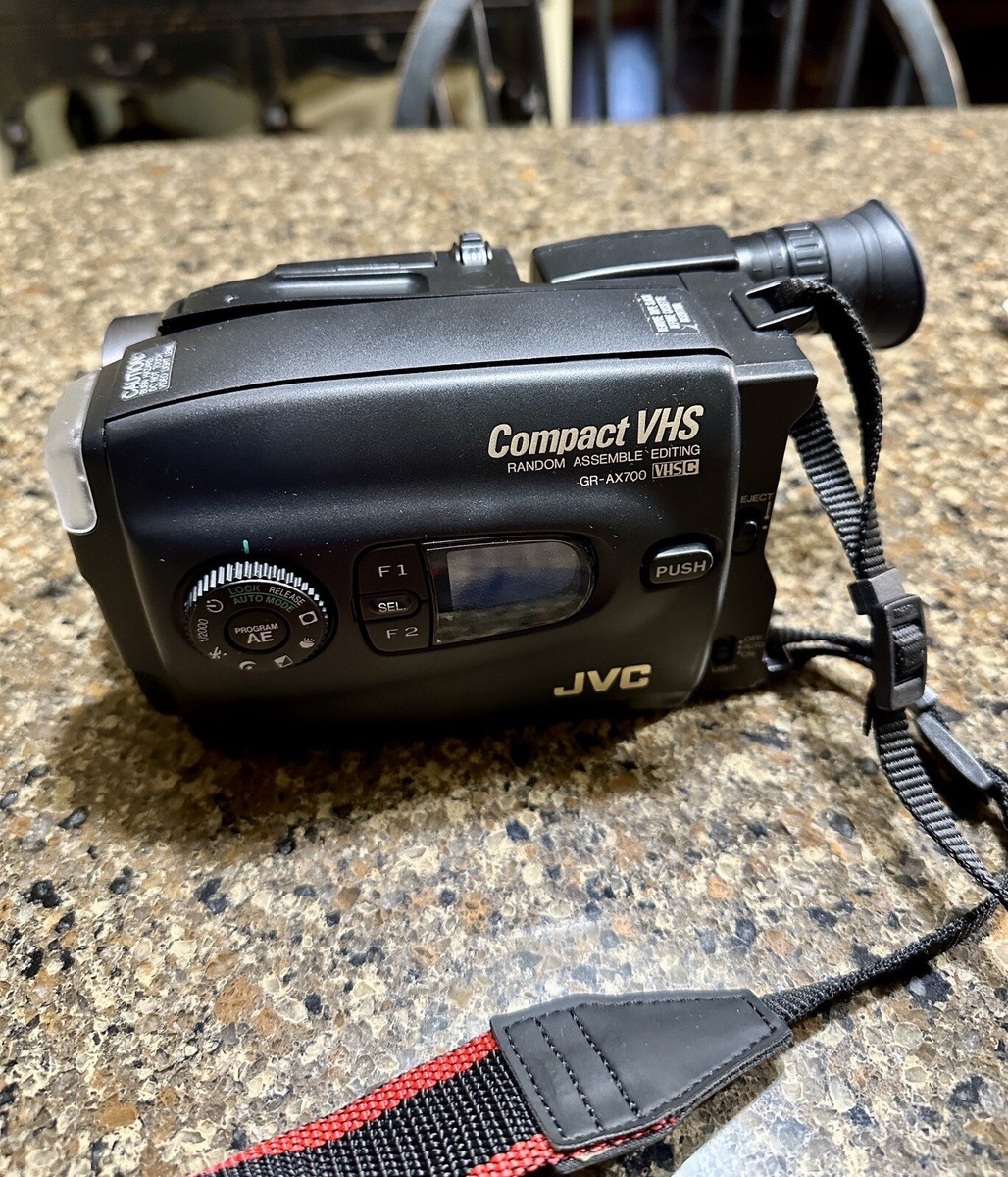 VINTAGE, JVC, GR-AX700 COMPACT VHS CAMCORDER WITH ACCESSORIES | eBay