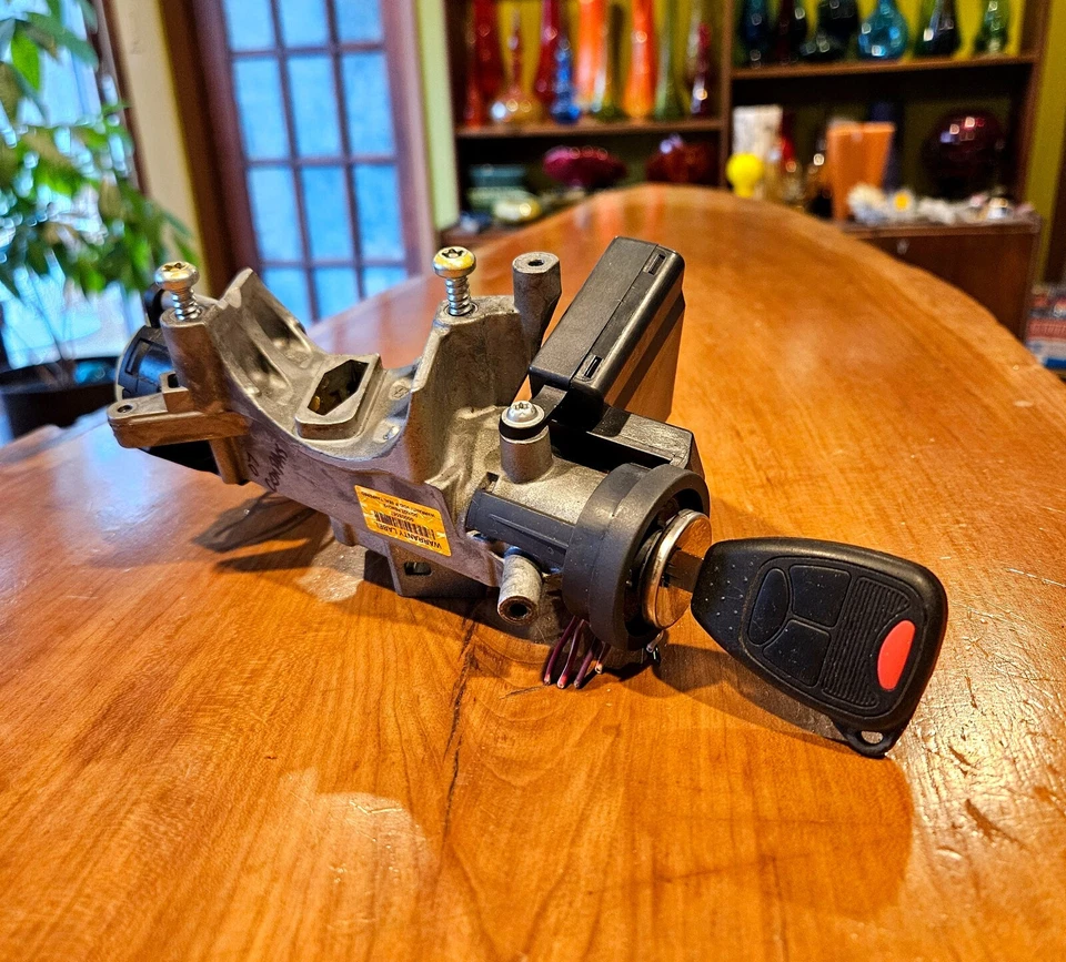 Llave inmovilizadora interruptor de encendido calibre Patriot Jeep Compass 07-11 OEM Foto 4 de 4