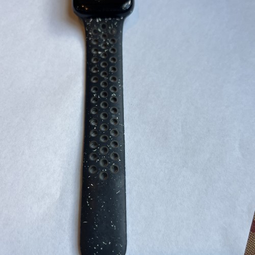 Apple Watch Gen 8 Series 8 45mm Midnight Aluminum - Custom Sport Band - A2771 - Photo 4 sur 10