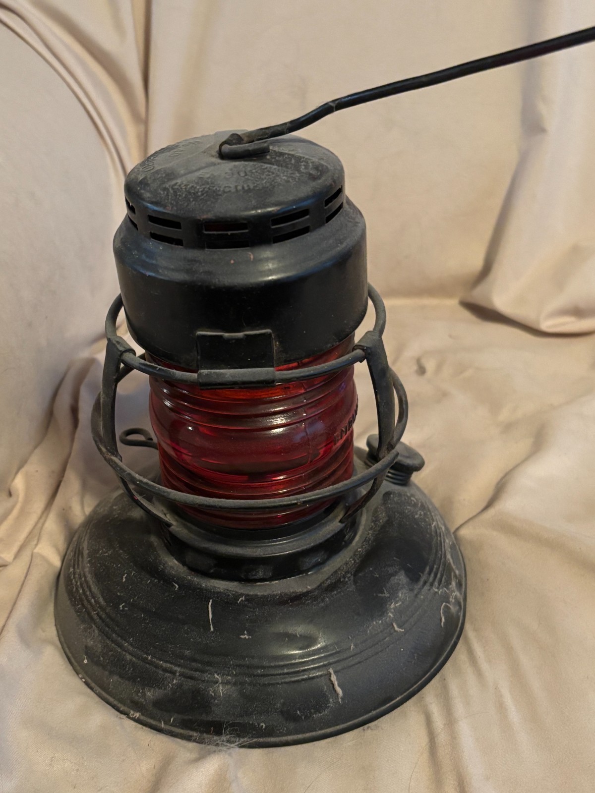 2 Vintage Lanterns No. 40 Traffic Gard Embury Warsaw NY USA Red Globe Dietz