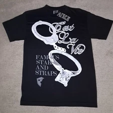 Vtg Y2K Famous Stars & Straps T-shirt Mens Small Black FMS "C'est La Vie"