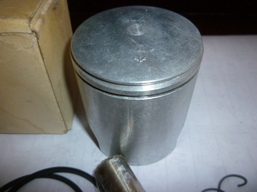 YAMAHA DT125 1974-75, JUEGO DE PISTONES Y ANILLOS, 56,25 mm, +0,25 mm sobre tamaño, PIN de 16 mm - Imagen 7 de 10