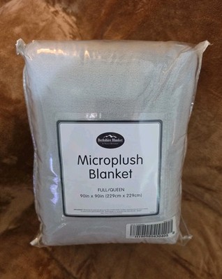 Berkshire Microplush Blanket Full/Queen  90'' X 90'' Polyester Stone/Gray NEW