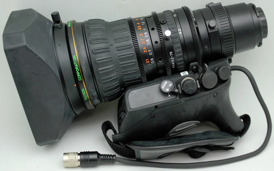 Fujinon HTs18X4.2BRM M-48 1:1.4 1/3» HD объектив для GY-HM790 Sony Panasonic HPX370 - Изображение 2 из 4