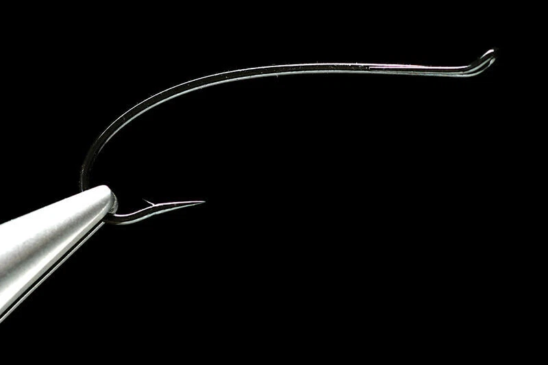 bottom fishing feathered vietnamese hooks Gamakatsu G-Finesse Feathered Treble MH 2 / White