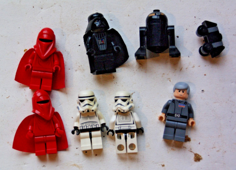 Lego Star Wars 6211 Imperial Star Destroyer 2006 Minifigs Only X8 Missing 1 min