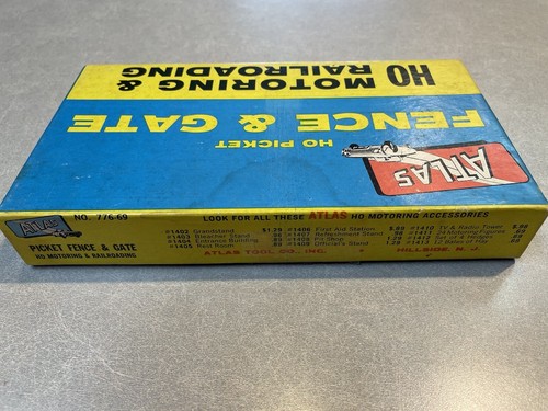Atlas 1950s HO Scale Train Picket Fences & Gates Model Box Some Unused 776-69 - Picture 3 of 11