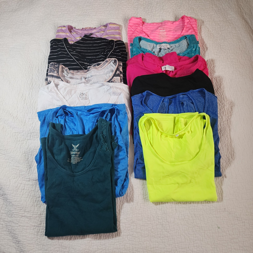 Women's Shirt Size XXL Lot of 12