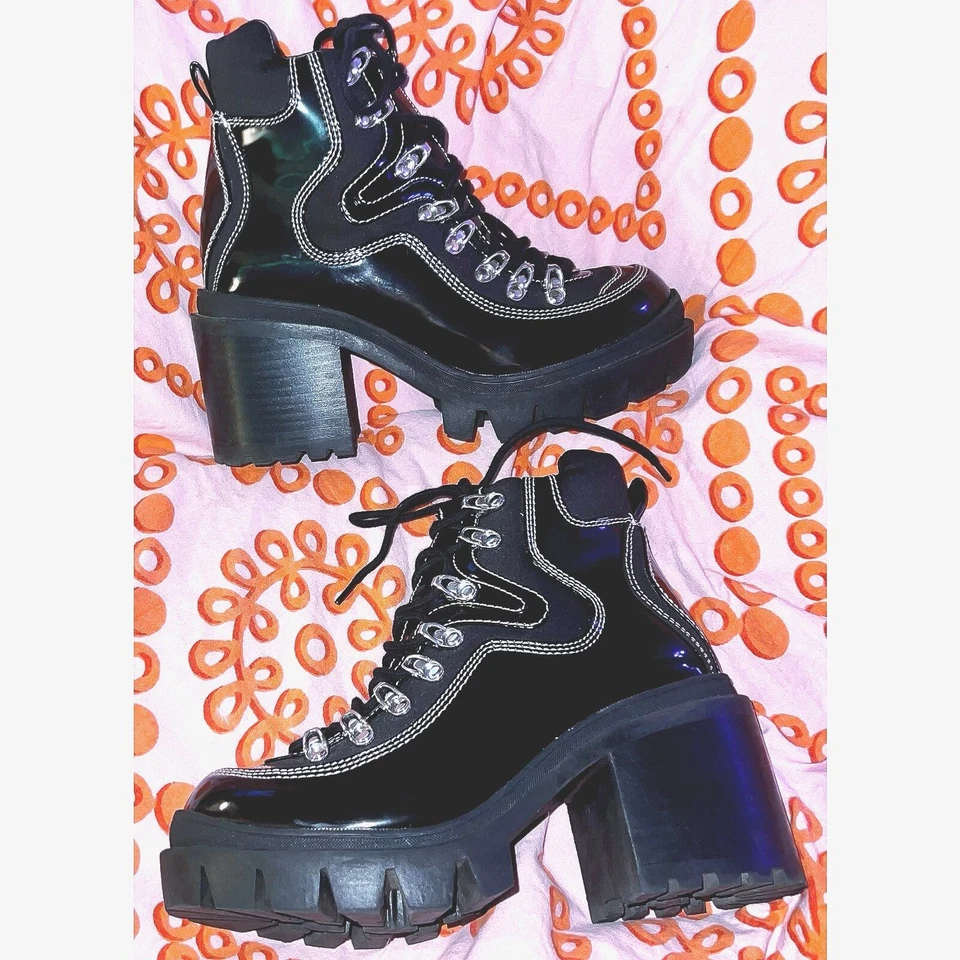 Botas de combate Jeffrey Campbell Designer Y2K charol negro con cordones plataforma gruesa Foto 4 de 4