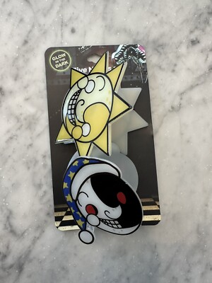 FNAF Five Nights Of Freddy's Sun And Moon Claw Hair Clip (Glow