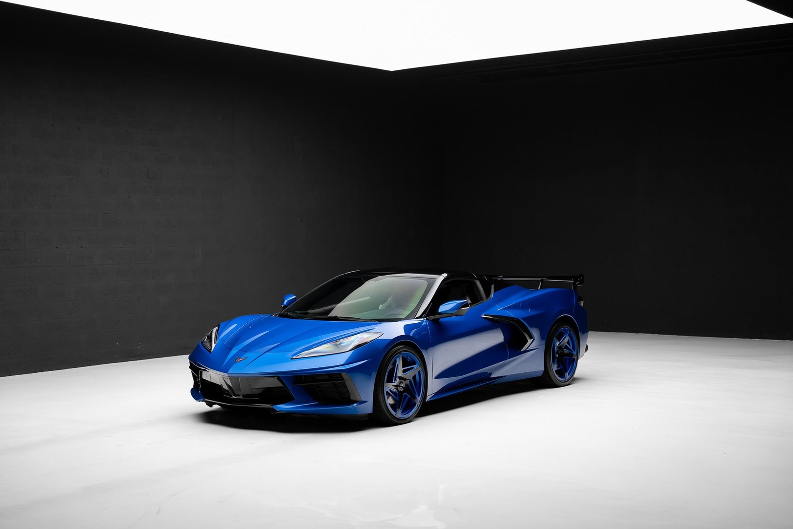 2020 Blue Metallic Chevrolet Corvette   | C8 Corvette Photo 4