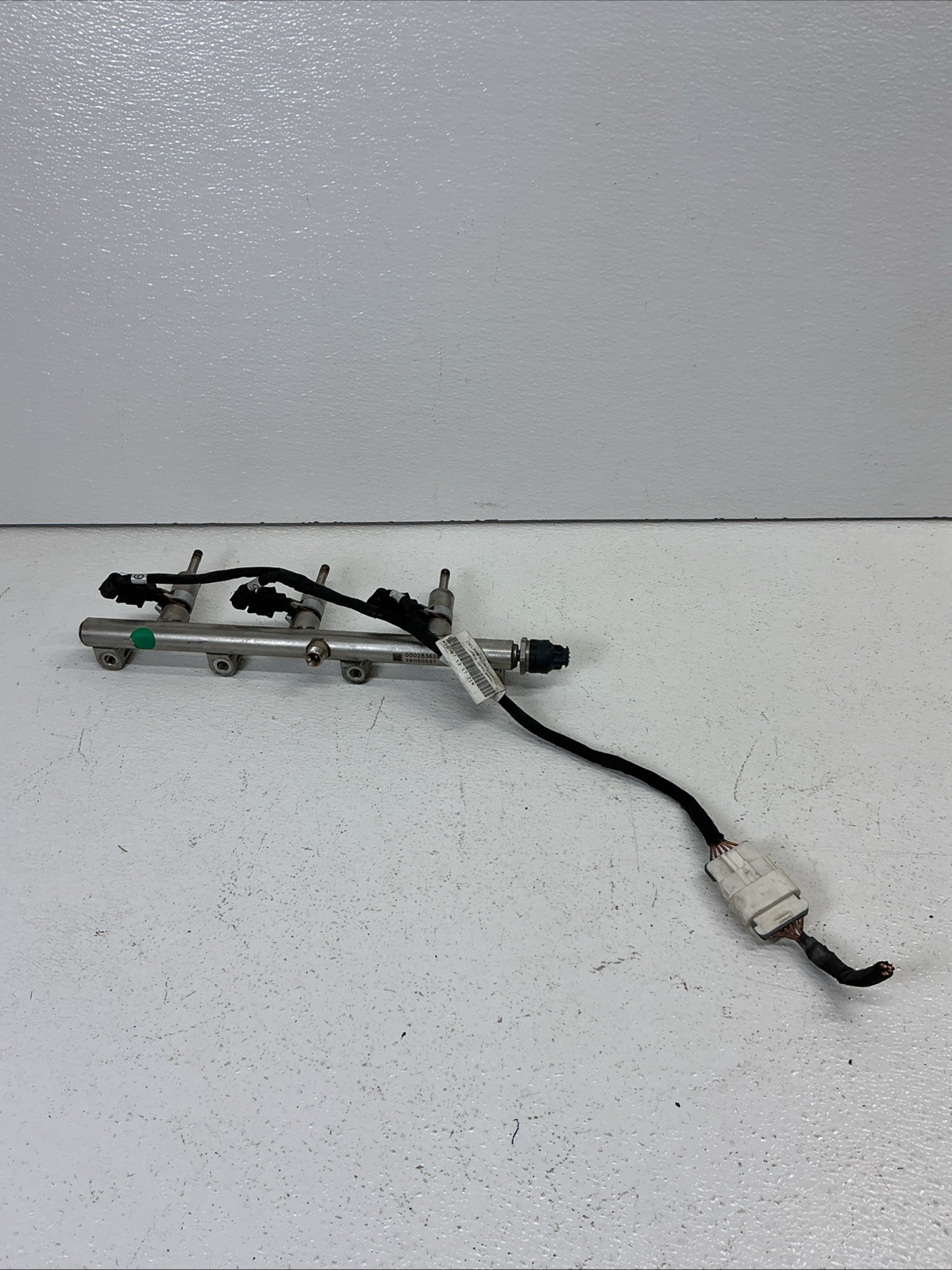 2014-2019 Maserati Ghibli 3.0L Engine Fuel Injector Rail Injectors LH 000283628
