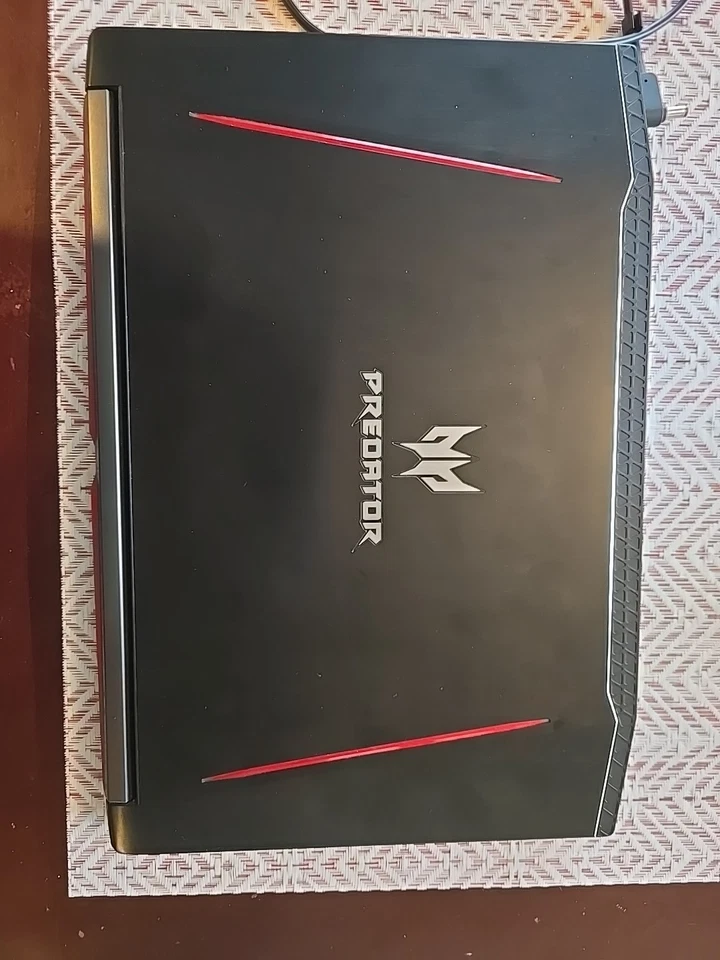 Gaming Laptop - Acer Predator Helios 300 - Used Great Condition-Charger Included - Image 2 of 4
