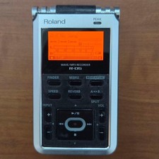 Used Roland R-05 Studio portable WAVE / MP3 linear PCM Recorder