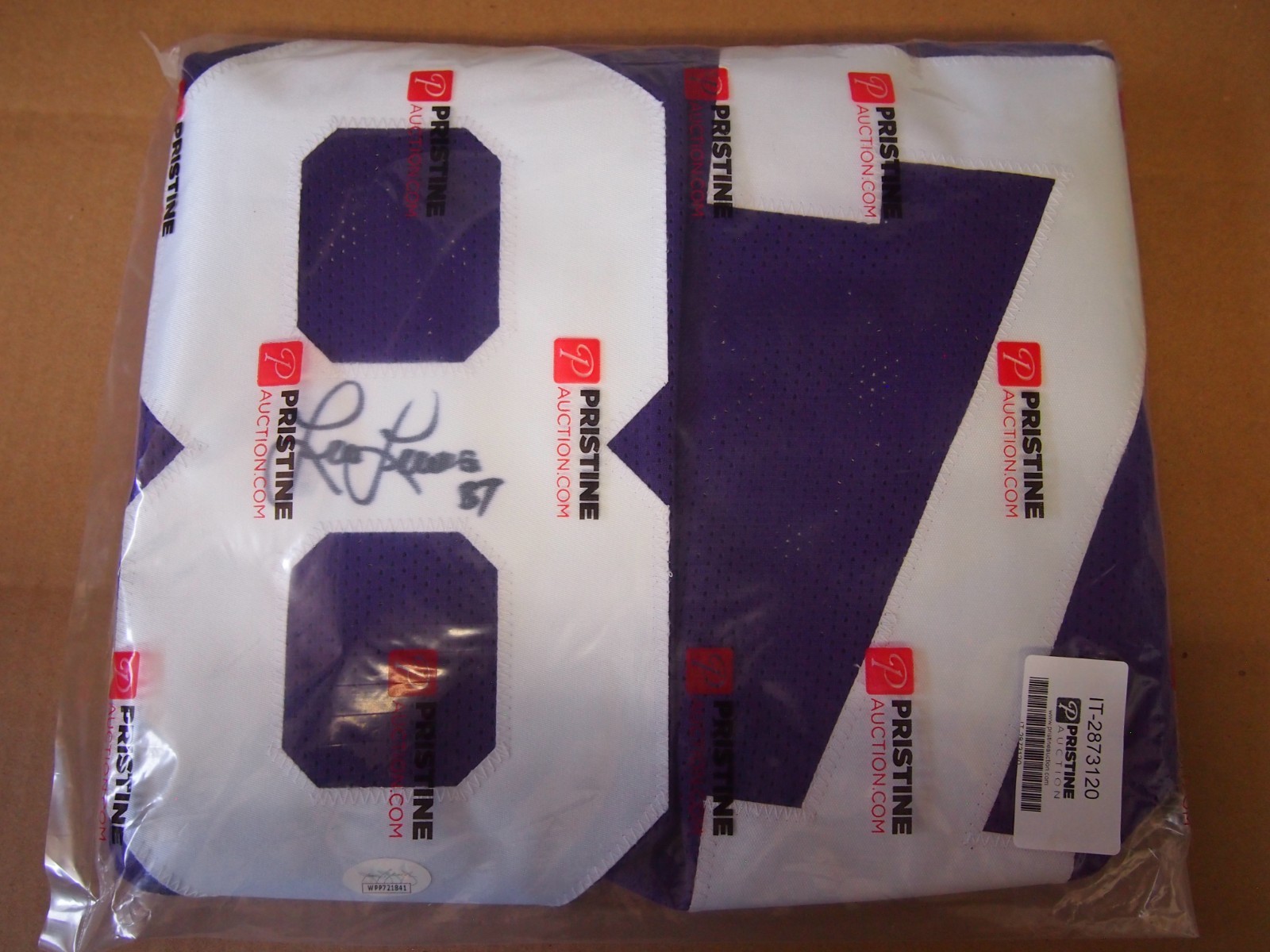 Leo Lewis Signed/Auto Purple Minnesota Vikings Football Jersey JSA authenticated