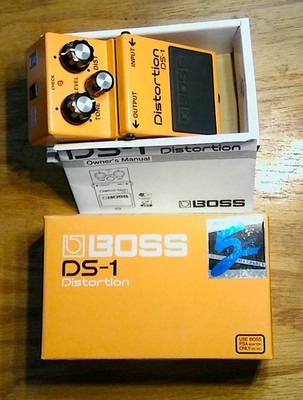 Boss DS-1 Electric Guitar Distortion Effect Pedal NEW - Open Box