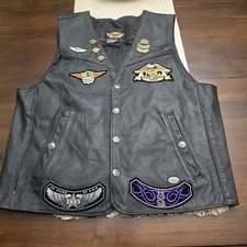 Harley Davidson Leather Vest w/ Pins Patches Large