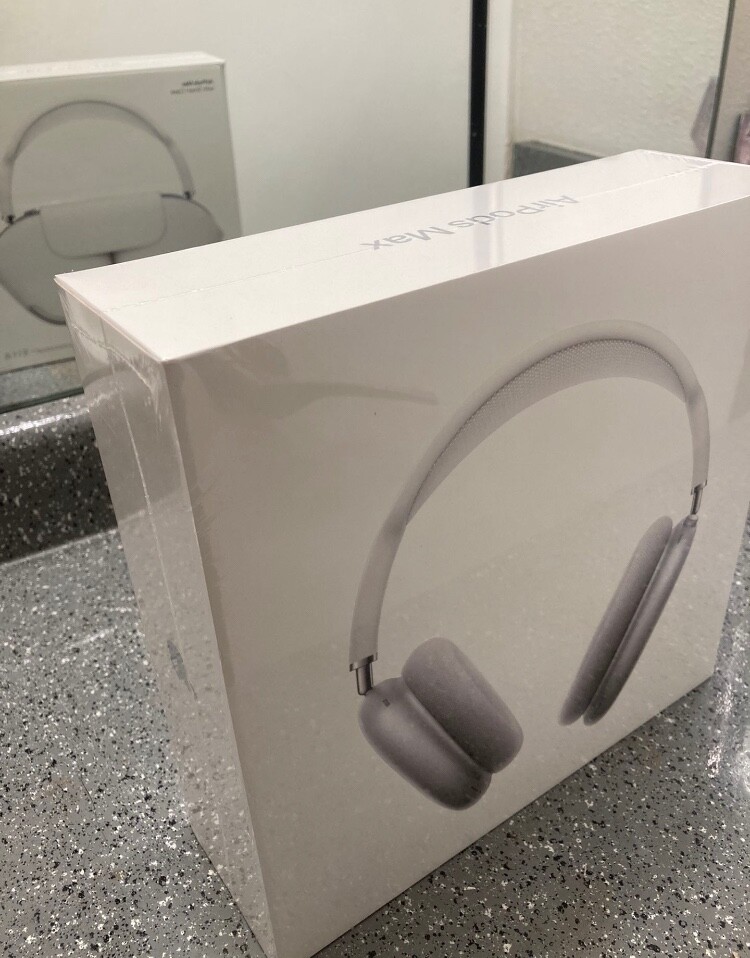 Apple wireless headphones Max eBay