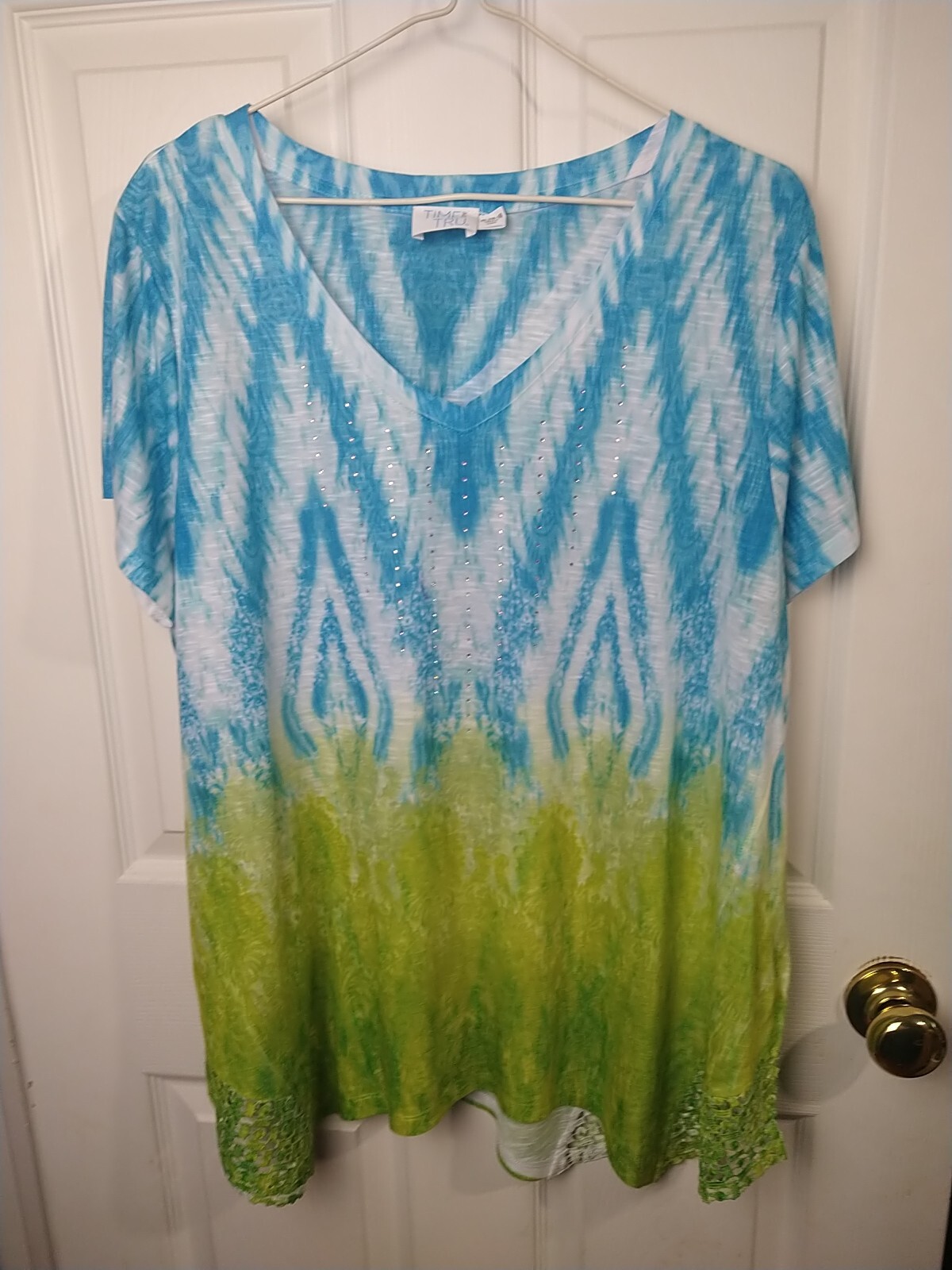 Picture 1 of 9