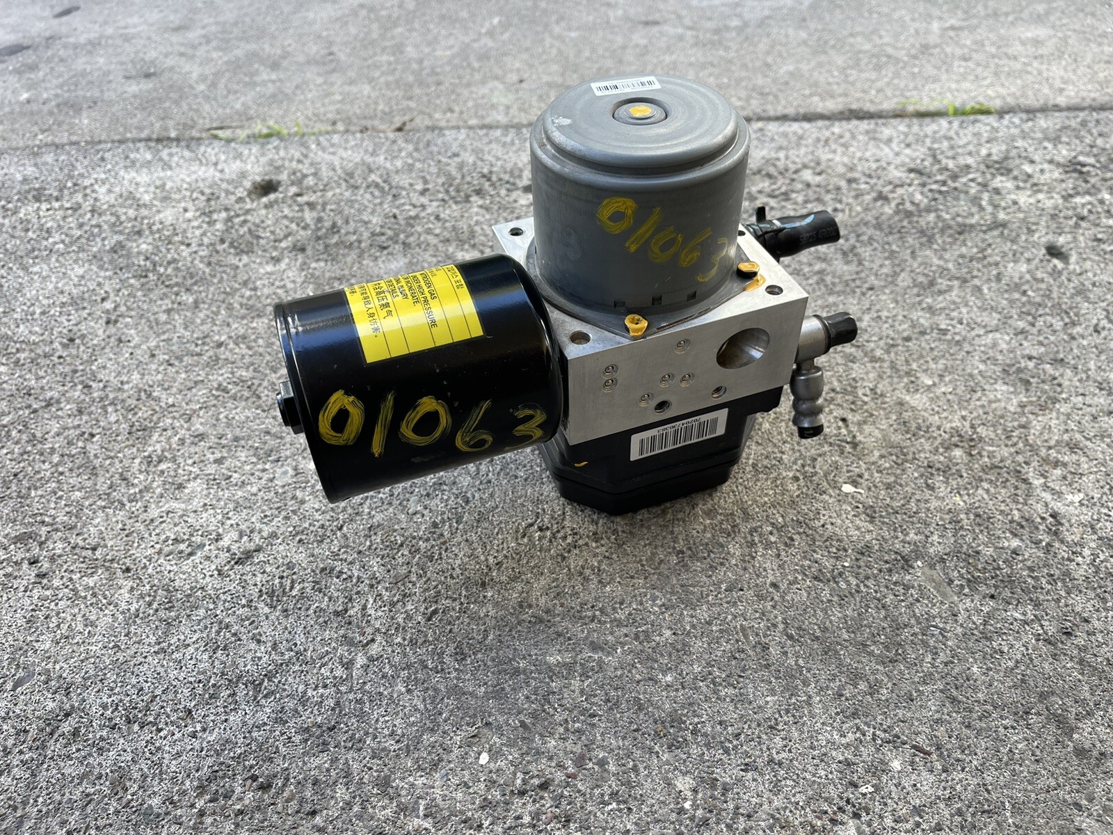 201116 Hyundai Sonata HYBRID ABS PUMP Actuator Control Module 58620