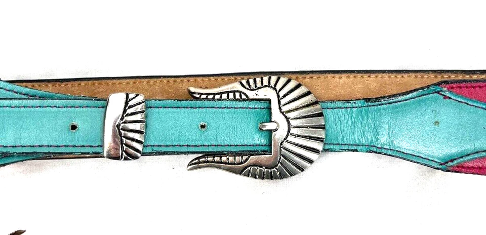 Cinturón de cintura ajustable con hebilla plateada con incrustaciones de cuero rosa azul Nocona para mujer 34" Foto 2 de 4