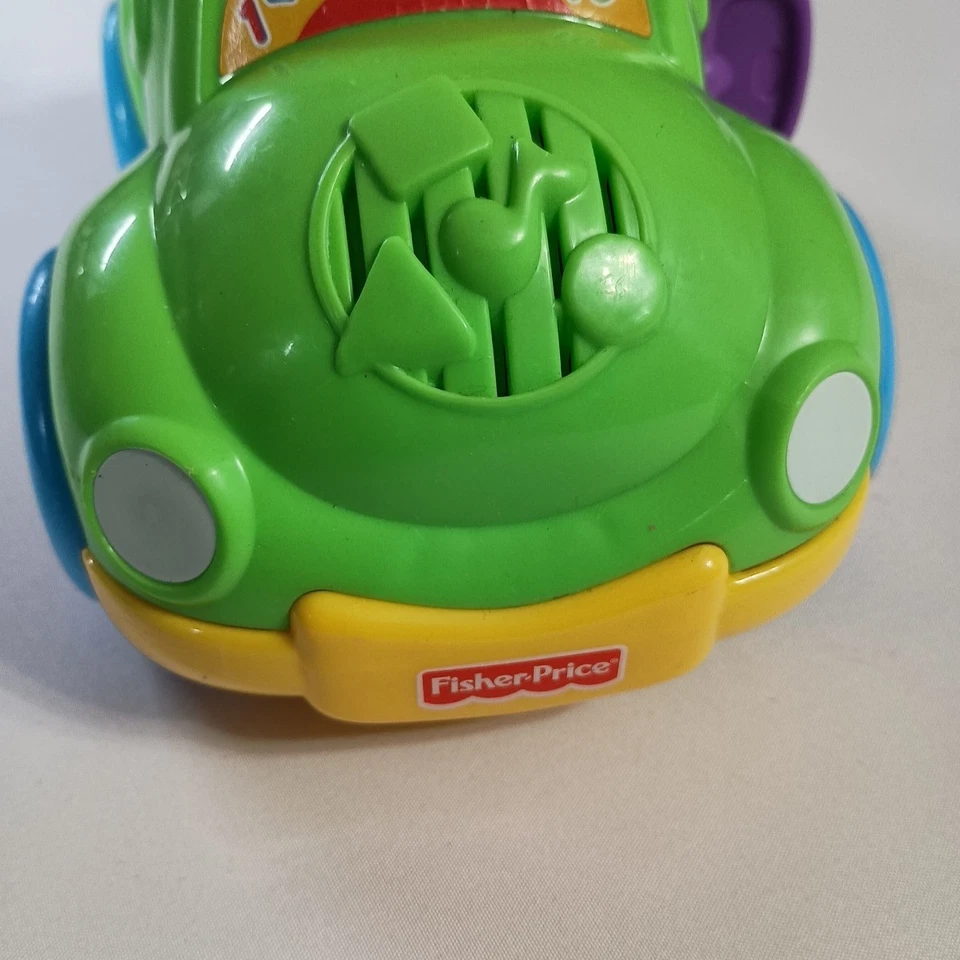 Coche de aprendizaje musical Fisher Price Laugh & Learn Puppy verde 2011 probado por Mattel  Foto 3 de 4