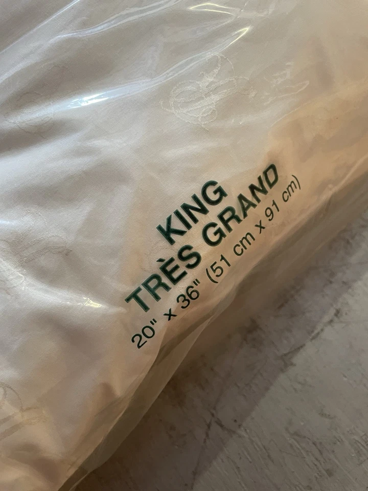 Ralph Lauren King 尺寸 20 英寸 x 36 英寸双盖纤维填充枕头 — 第 3/4 张图片