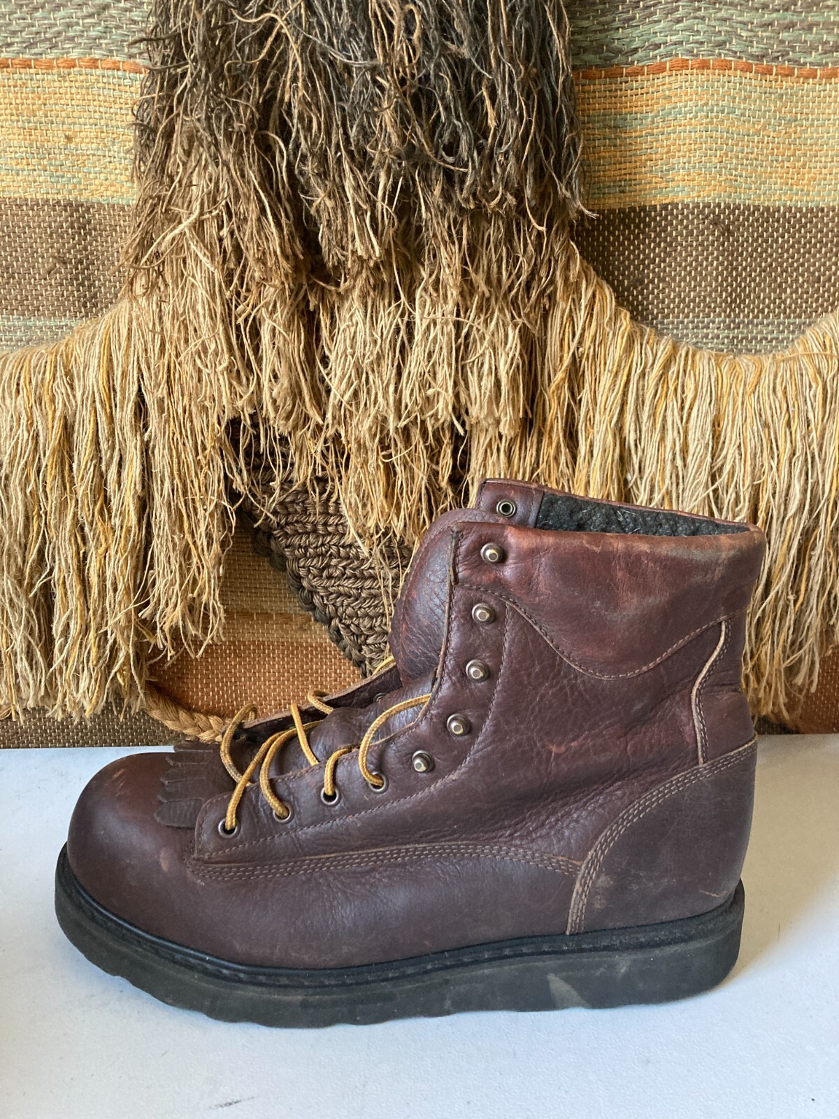 Cabelas mens brown Leather Work and Hiking Ankle Boot… Gem