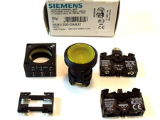 NIB Siemens 3SB3 220-0AA31 Complete Illuminated Pushbutton Switch:  Yellow, 22mm