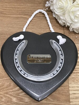 PERSONALISIERTES SCHIEFERHERZ mit SILBER HUFEISEN GLÜCK RUSTIKAL GESCHENK HOCHZEIT