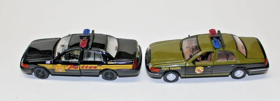 2000/2001 FORD CROWN VIC. INTERCEPTOR Police Cars - 1:43 - GEARBOX - 2 choices - Image 2 of 4