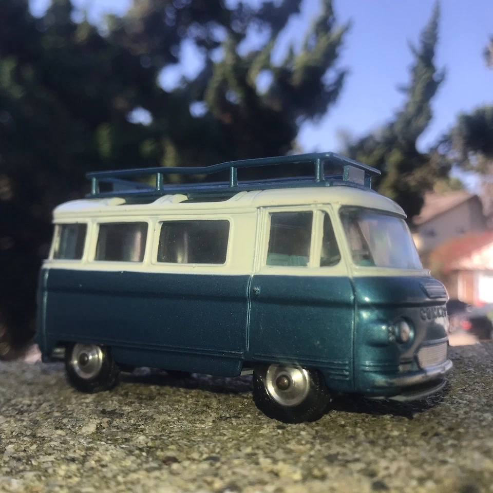 Corgi 479 Commer Bus 2500 Series - Image 2 of 4