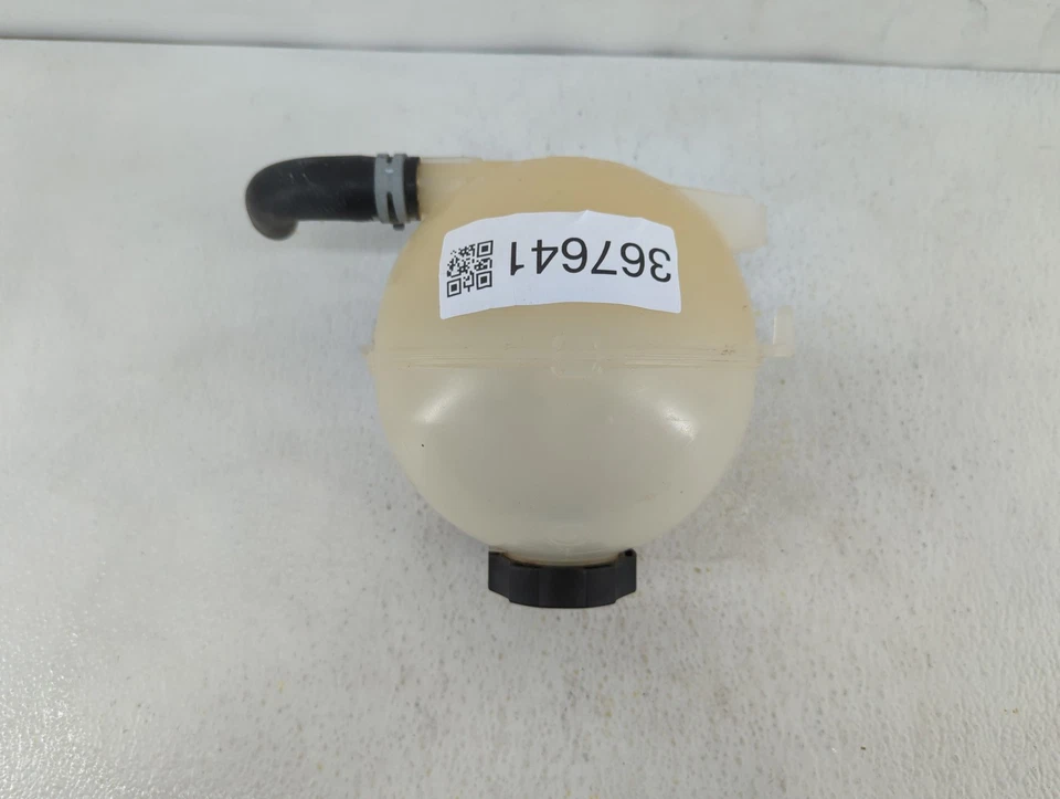 Chevrolet Malibu 2016 radiador refrigerante desbordamiento expansión tanque botella JXZPT Foto 2 de 4