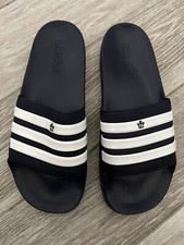 Zapatilla Adidas de hockey Alexander Kerfoot Toronto Maple Leafs usada/usada en juegos