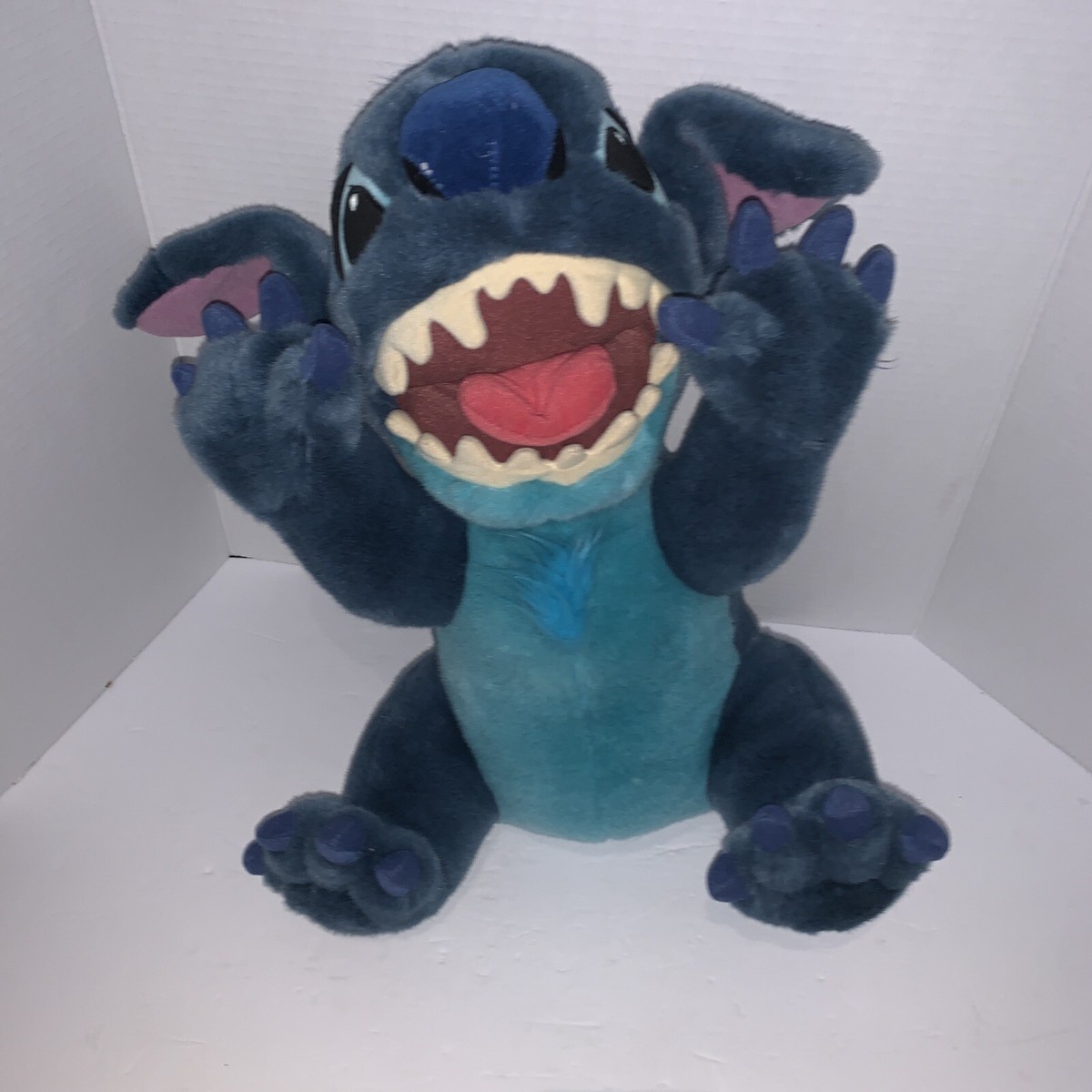 Stitch Plush Toy Disney Store Exclusive Lilo Stitch Movie 17”