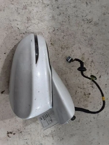 2017-2019 Buick LACROSSE Driver Side View Mirror w/Memory Package Opt A45