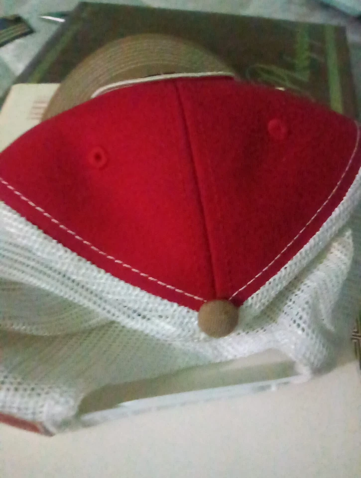 Game Guard White and Gray Mesh Back Aramco Logo Trucker Cap - Image 4 of 4